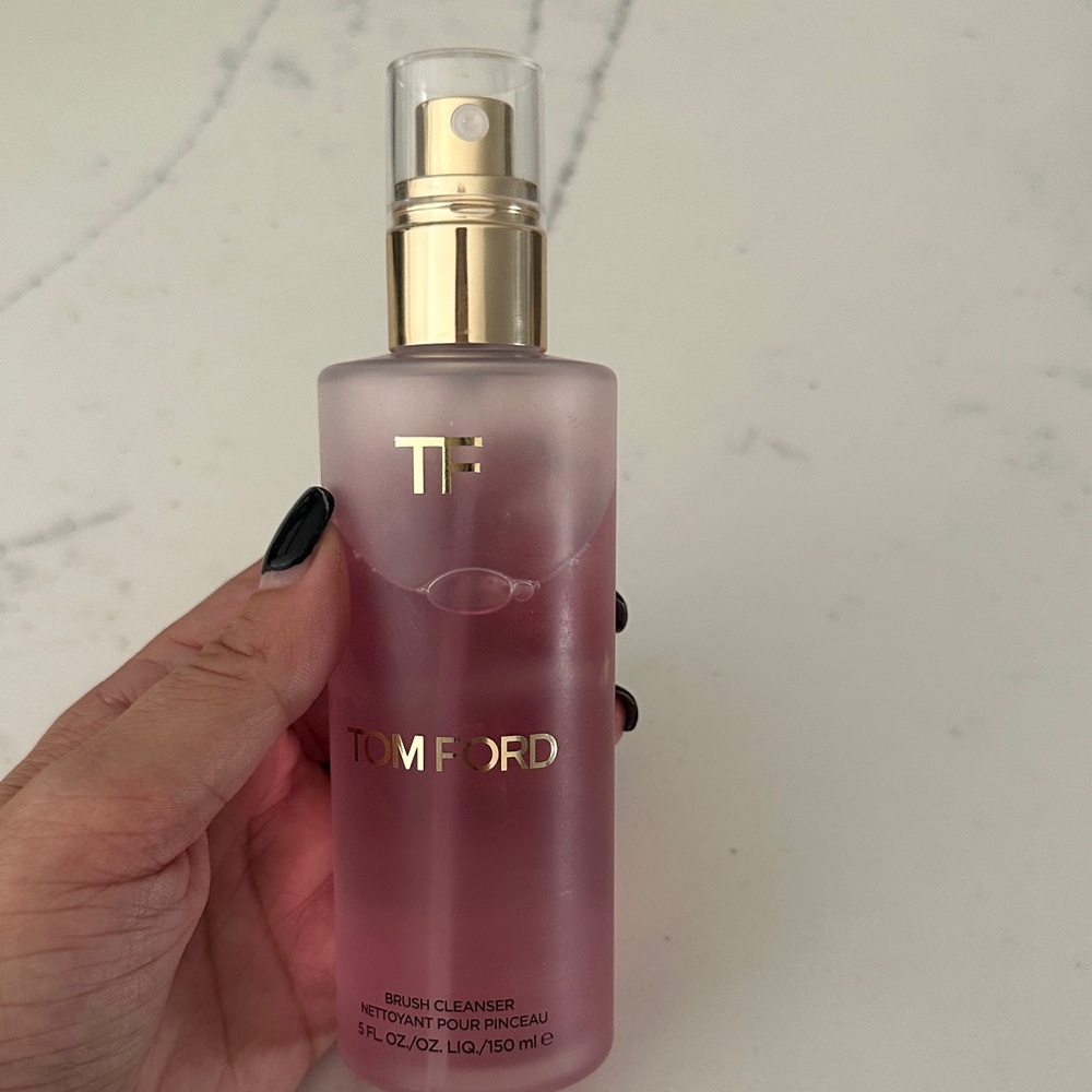 Tom Ford Pink Brush Cleanser